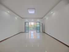 南北通透 板式结构 招商江湾城 四房 255万