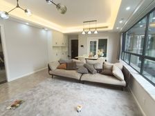 锦江区 中粮鸿云 三房 325万