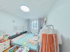 近12号线,双南2房,位置不靠路,看房方便,业主诚意出售