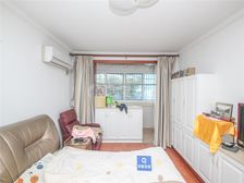 无遮挡 全明大三房 精装修 花园位置 户型希缺 近D铁 诚售