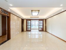 中海龙城花园北区 4室2厅 精装修出售价格可谈