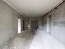 江北区 鲁能星城外滩江澜 四房 175万