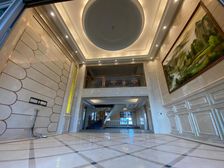 带泳池 538平!750万送装修!好楼层景观 走召 好!