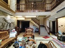 彩云湖别墅 业主诚心出售 端头户型带花园 采光充足 带杨中