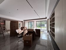 板式洋房 奢装全新装修未住过人 花园380平 全套房设计