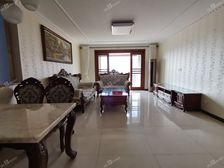 长滩壹号 三室两厅两卫 周边配套齐全 交通便利 采光好