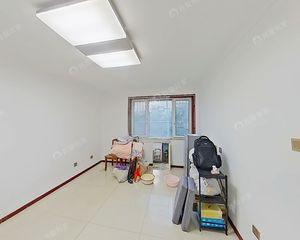 丽泽景园 79.39平2居 南北向精装修 方便看房
