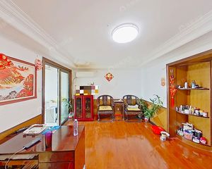 朝阳门南大街,旅游局家属楼,96年电梯房,改造空间大,大客厅