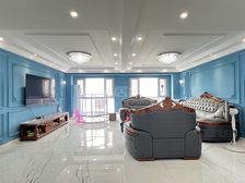 29楼 四层复式楼三层江景192平 满五年视野无遮挡