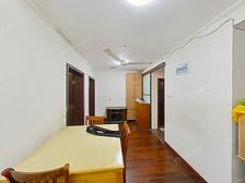 新上双南双天井,一梯两户钥匙房,上适存,小区美丽家园改造中