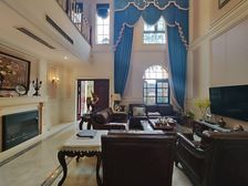 凡尔赛二期精装别墅,全屋七个套房,实得面积600平米