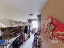 地铁边,精装修,婚房2居室出售,位置好,采光好,价格可聊