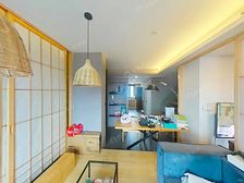 浦东康桥老街南北通透两房 满五简装顶层户型