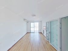 东城龙体片 两梯六户 次顶层 不临街