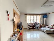 房.天.下中介fei双方共①点 后广场三楼 全阳3室 满5年