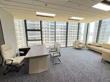 滨江地铁口,精装修带家具,福晟地宝鼎衡ffc面积可选 免