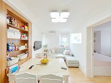 稀!缺房源!双南户型,厨卫朝北,精装修拎包入住,价可谈。诚售