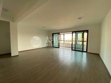 2022年大平层,诚意出售,税费各付,看房方便,车位充足可谈