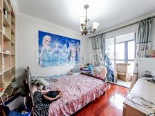 丽都水岸1期 三居 爱莎公主都会喜欢 也是十全十美的房子