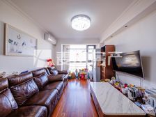 瞰都国际2室1厅精装修