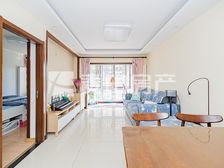 远见名苑2室1厅精装修