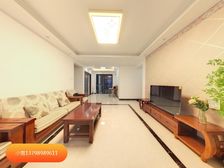 华发峰景湾136.84平 4房2厅2卫 双阳台 通风对流看澳门