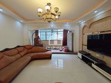 塞纳维拉花园 3房2厅126万