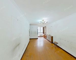 东城南北两居中间楼层不临街