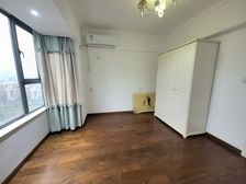 朝辉东方城二区3房南精装真实好房