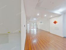 (新上房源)联排别墅 上下四层 产权车位二个 电梯入户