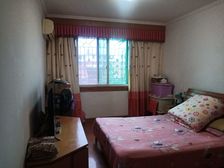 黄鹂社区3室1厅1卫南朝向180.0万元/套出售