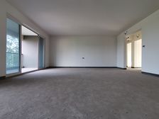 渝北区 棕榈泉悦江国际A区 四房 410万