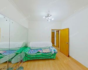 金都花园近19号线 全明飞机户型 小区中间位置 可拎包入住