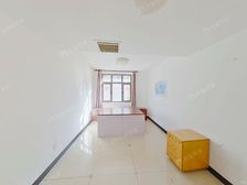 北七家 · 远洋傲北别墅 · 二期中间户 简装 看房方便