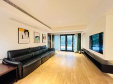 照母山 香港置地约克郡壹号湖畔 豪装洋房带带大花园 拎包入住