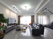 南岸区 麓宸澜山樾一期 四房 168万