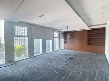 富力盈隆广场丨律所遗留装修丨视野开阔丨户型方正丨采光良好