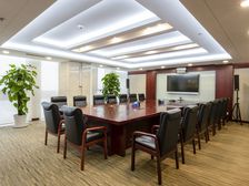 遗留装修东北朝向8个间紧邻西城区金融街地铁2号线车公庄站