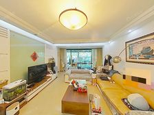 一楼带60平大院子 !! 华夏金桂苑 130平 精装修