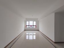 南岸区 保利观塘香榭 三房 95万