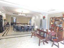 东盟商务区 桂雅路小学对面 中房翡翠湾 5房3厅850万