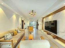 巴南区 御华兰亭一期 精装四房带前后花园