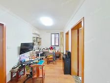 双轨商城旁,中间位置全明一房,看房方便,只给我们卖!