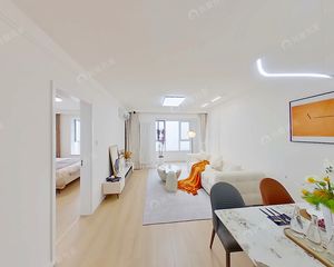城锦苑 91.93平2居 南向豪华装修 方便看房。