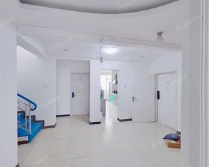 天通苑东三区 · 复式四室 二厅紧邻地铁 急售