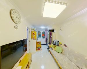 白纸坊 · 南运巷 · 满五年 户型方正 大阳台 诚心出售
