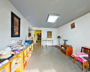 惠新西街 千鹤家园 南向大两居 对花园 诚意出售 看房方便
