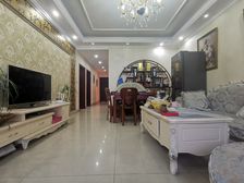 九龙坡区 盛吉汽配城 四房 68万