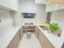 凤凰路!精装未住!双地铁!历城二!双公园旁!拎包入万虹天街旁