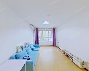 通州潞苑 南向2居 满五年 房龄新 正对花园 诚心卖 随时看